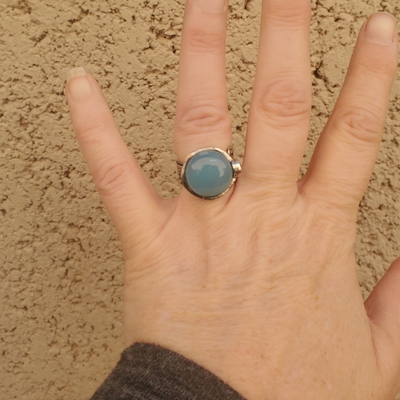 New Chalcedony Adjustable 925 Silver Ring. - Picture 7 of 12